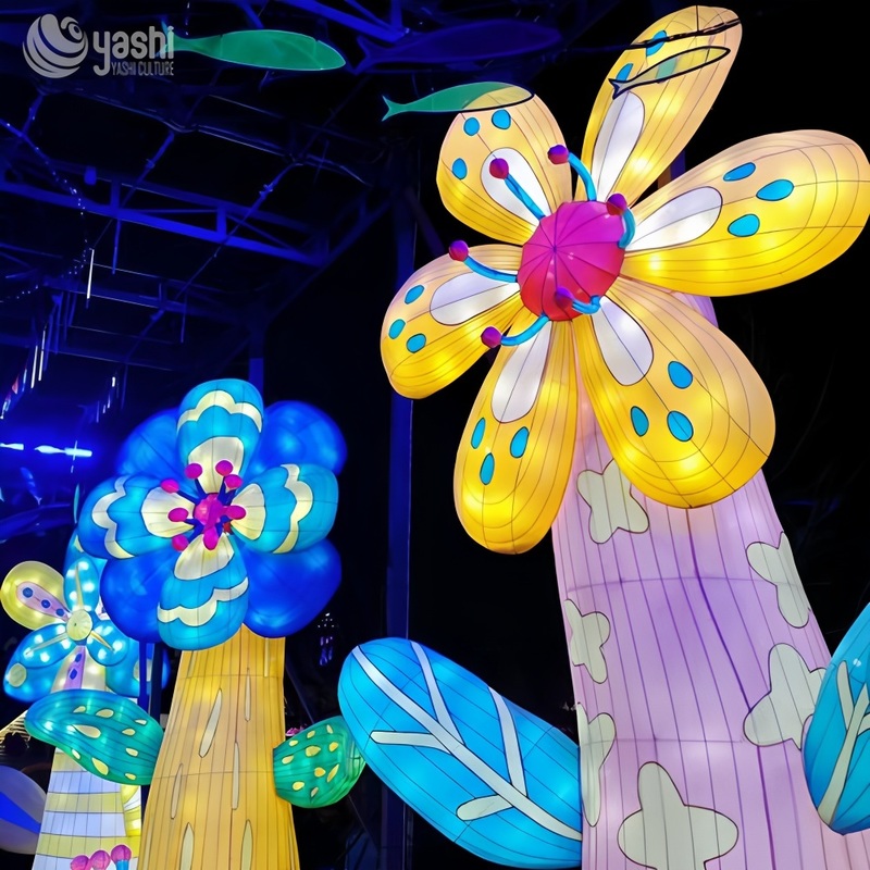 Silk Lantern with Exotic Flower Design - Perfect for Traditional Chinese Festivals and Outdoor Decoration