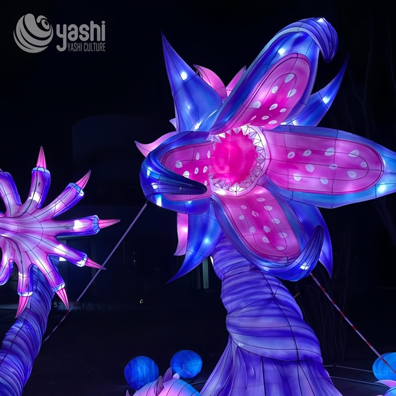 Carnivorous Plant LED Lantern - Lifelike Design for Outdoor Festival and Party Decoration