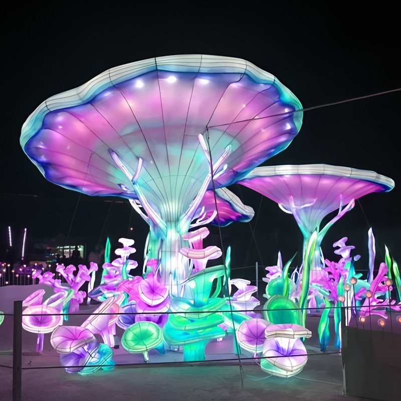 Instalación de linterna de hongo de fantasía gigante personalizada, escultura de luz LED del bosque encantado para el festival nocturno del parque temático