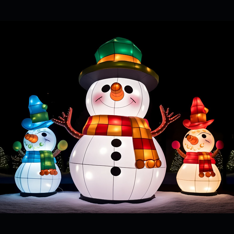 Waterproof Snowman Lantern for Outdoor Christmas and New Year Decoration