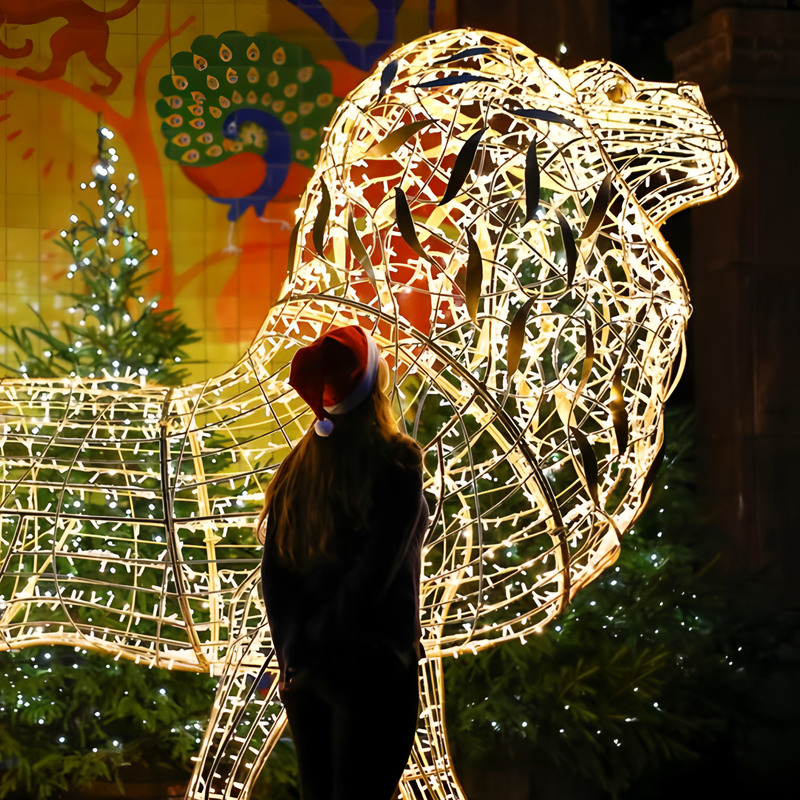 Custom Wire Frame Lion LED Light Sculpture, Outdoor Animal Light Motif for Zoo & Theme Park Light Exhibition