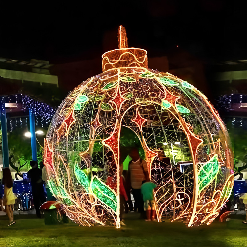 Giant Christmas Bauble & LED Tree Light Sculpture Set, Outdoor Waterproof Commercial Holiday Lights for Plaza Light Show