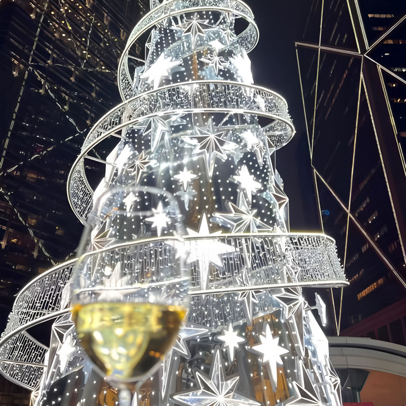 Custom Giant Spiral Wireframe LED Christmas Tree with Star Decor, Outdoor Commercial Light Sculpture for Plaza & Mall