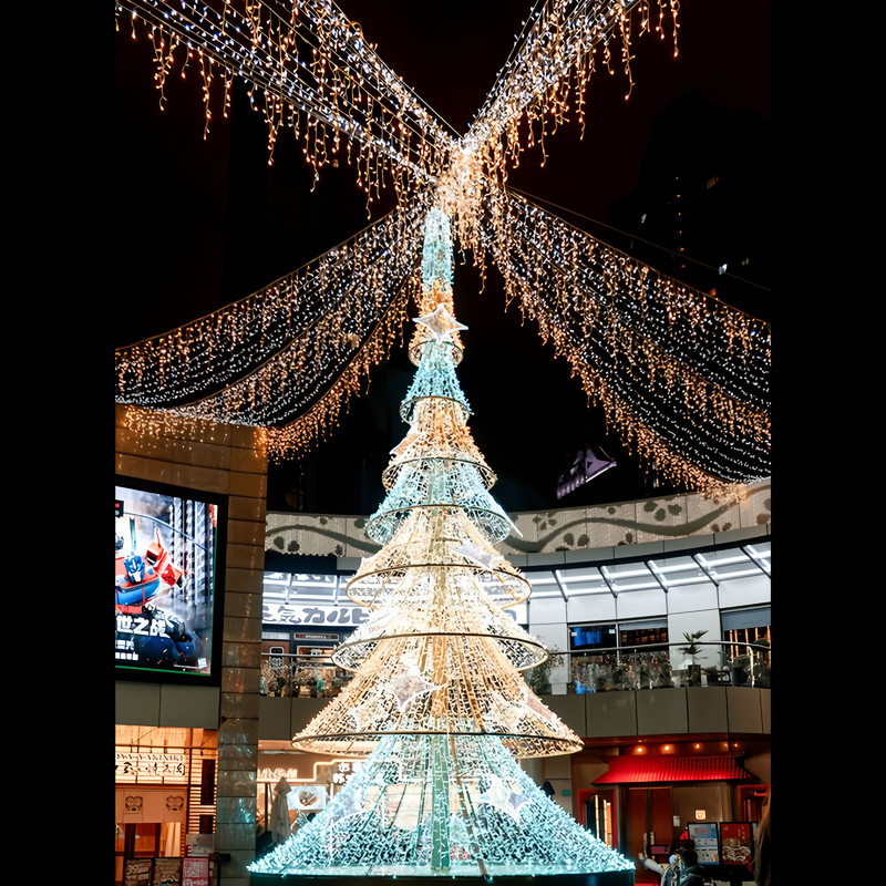 Large Christmas String Lights for Outdoor and Street Decorations