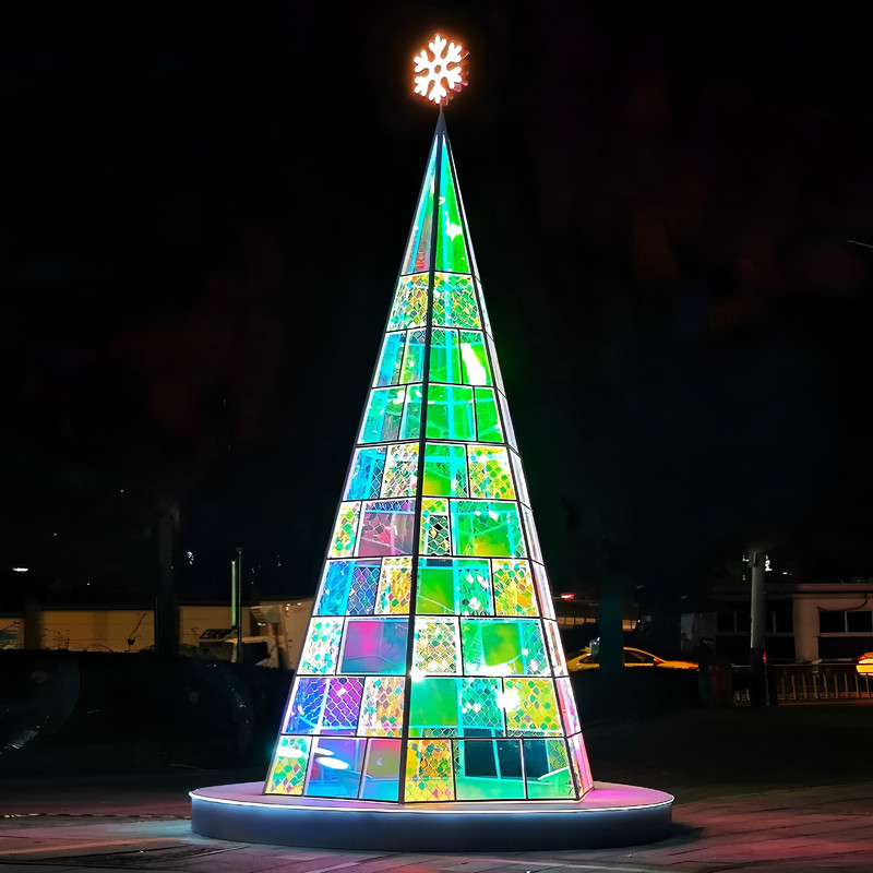 Large Outdoor RGB LED Metal Frame Christmas Tree, Waterproof Giant Lighted Christmas Tree for City Plaza Shopping Mall Holiday Decoration