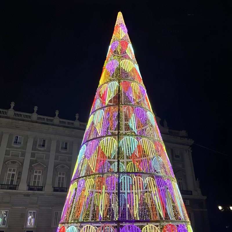 Custom Giant Gift Box Motif LED Christmas Tree, Multicolor Wire Frame Light Tree for Outdoor Park Holiday Light Exhibition
