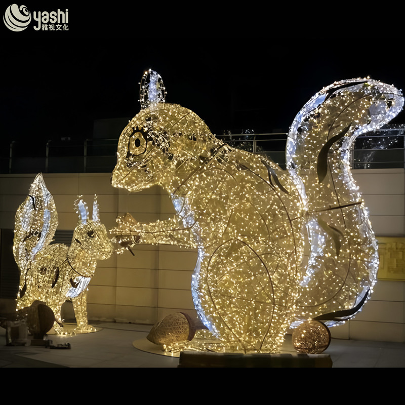 Custom Wire Frame Squirrel LED Light Sculpture, Waterproof Animal Motif Lights for Park, Zoo & Festival Landscape Decoration