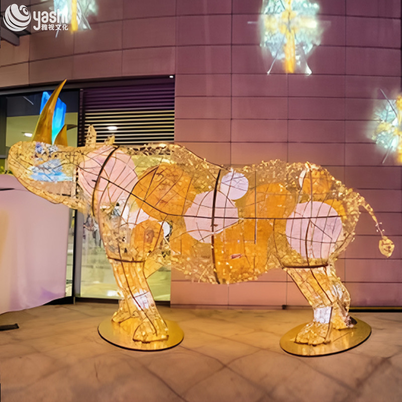 Custom Wire Frame Rhinoceros LED Light Sculpture, Outdoor Animal Light Motif for Zoo & Landscape Light Festival