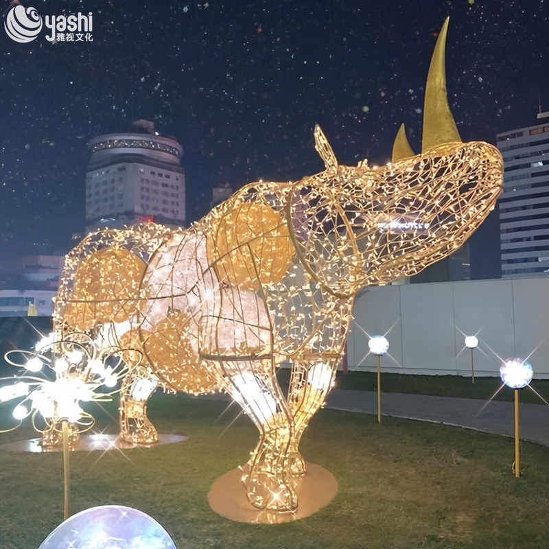 Custom Wire Frame Rhinoceros LED Light Sculpture, Outdoor Animal Light Motif for Zoo & Landscape Light Festival