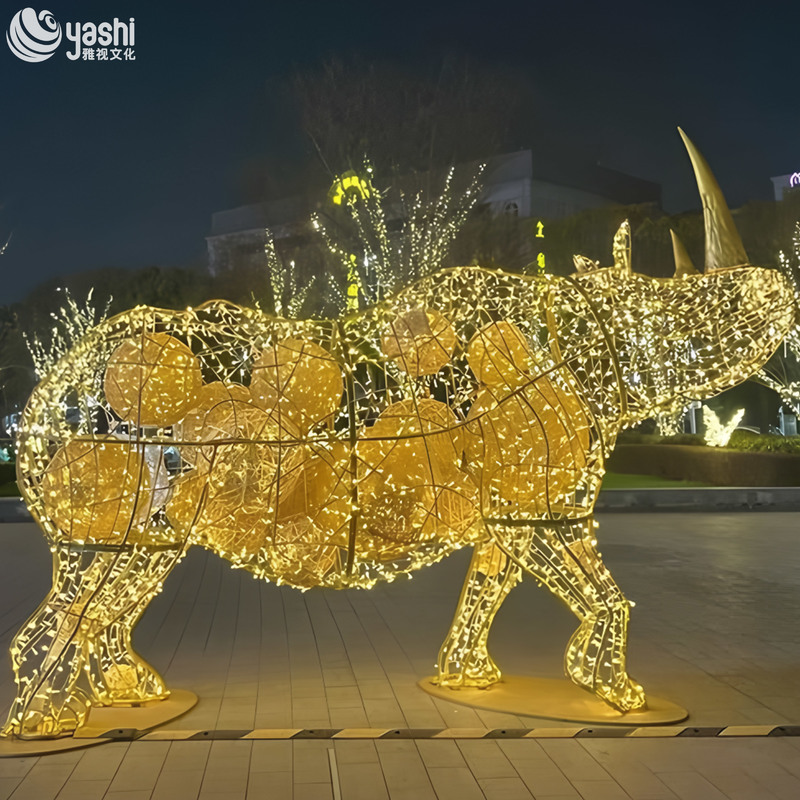 Custom Wire Frame Rhinoceros LED Light Sculpture, Outdoor Animal Light Motif for Zoo & Landscape Light Festival