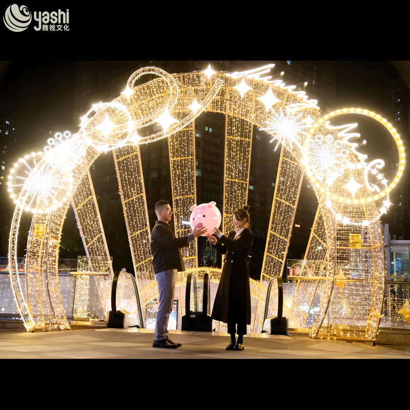 Custom Giant Star Wire Frame Light Arch, Outdoor LED Lighting Entrance Arch for Shopping Mall Night Event & Festival Decoration