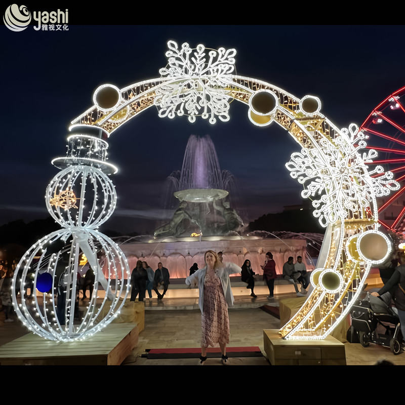 Snowman & Snowflake LED Light Arch, Outdoor Waterproof Christmas Light Tunnel for Plaza Commercial Light Festival