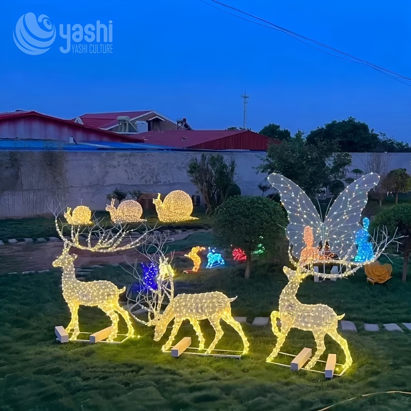 Custom Peacock LED Light Sculpture, Outdoor Waterproof Animal Motif Light Display for Park & Light Festival