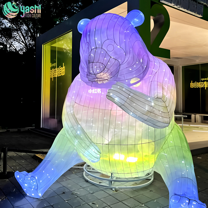 LED Lit Bear Sculpture Lantern for Zoo and Garden Decorations
