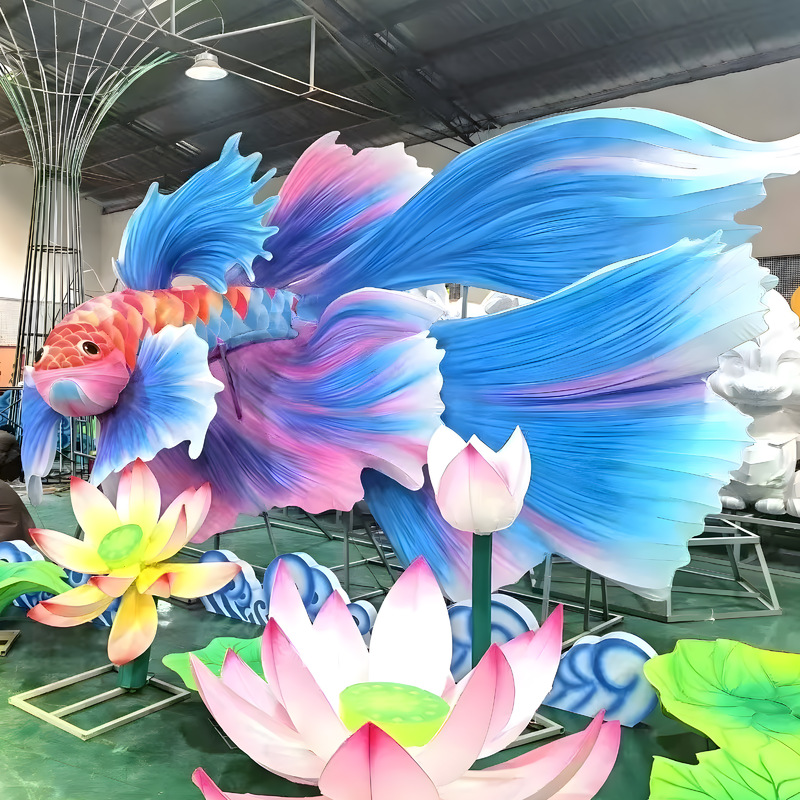 Custom Betta Fish Lantern, Colorful Gradient Siamese Fighting Fish LED Light Sculpture for Aquatic Theme Park Light Show
