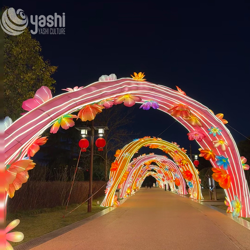Tunel à arc de lumière LED floral coloré personnalisé, installation de lanterne à fleurs pour le parc, l'événement et le festival des lanternes