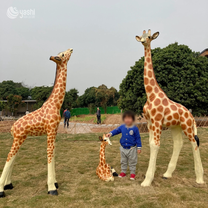2.5m Giraffe Model Sculpture for Park and Party Decoration