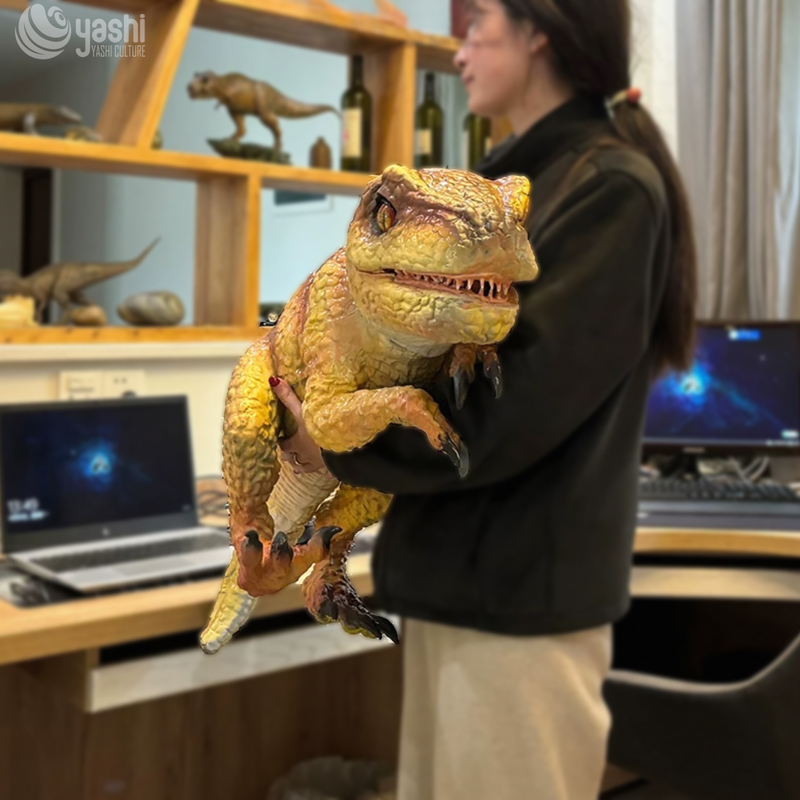 Противоржавеющая реалистичная ручная кукла динозавра для вечеринки