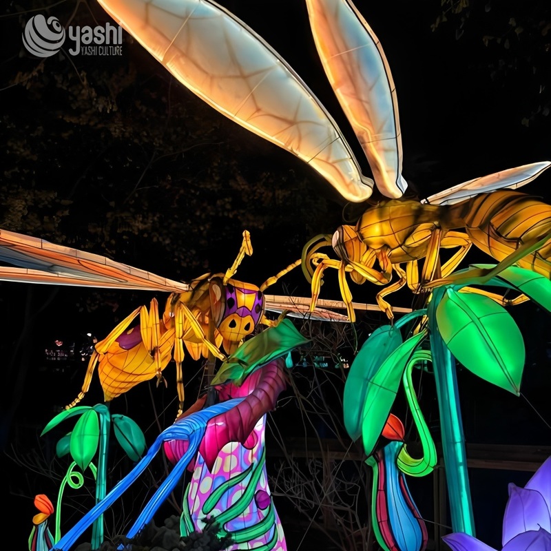 Custom Giant Wasp Insect Zigong Lantern, Large Bug With Foliage LED Light Sculpture, Waterproof Outdoor Garden & Zoo Festival Light Installation