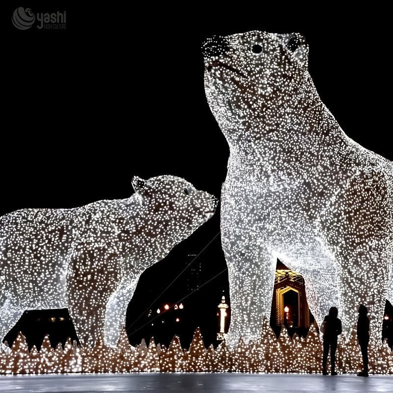 Giant LED Wire Frame Reindeer Light Sculpture, Waterproof Outdoor Christmas Lighted Deer With Baubles For Mall Park Holiday Decoration