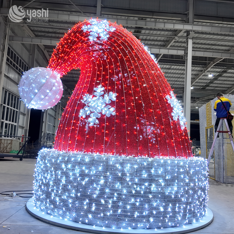 Handmade Christmas hat decorative lanterns are used for Christmas decorations, New Year decorations and light show displays.