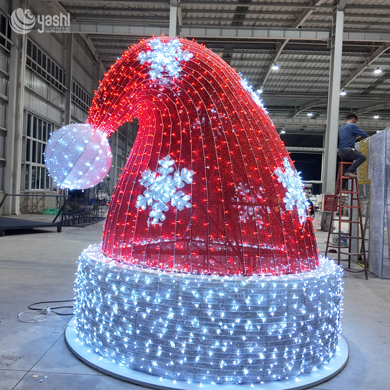 Handmade Christmas hat decorative lanterns are used for Christmas decorations, New Year decorations and light show displays.