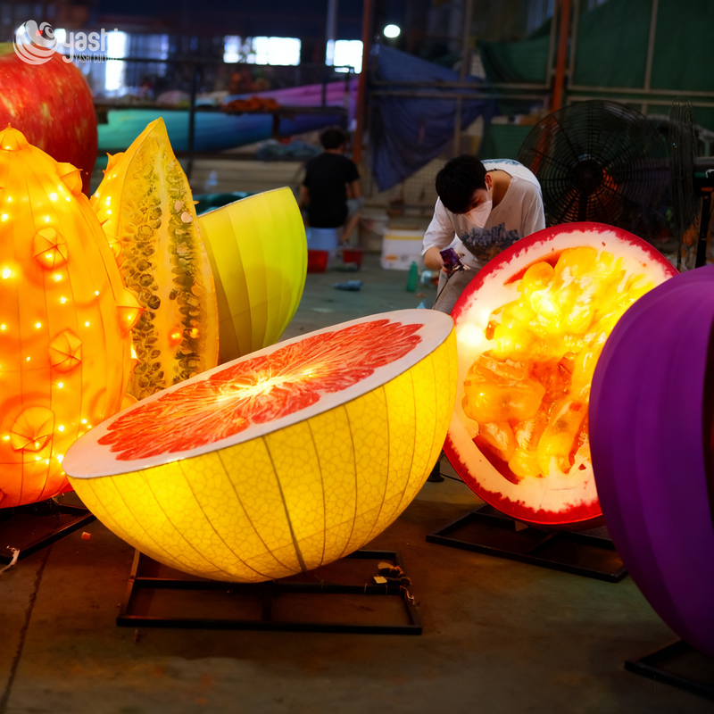Custom Giant Simulated Fruit LED Lanterns, realistische Fruchtmodell Lichtskulpturen für landwirtschaftliche Messe & Themenpark
