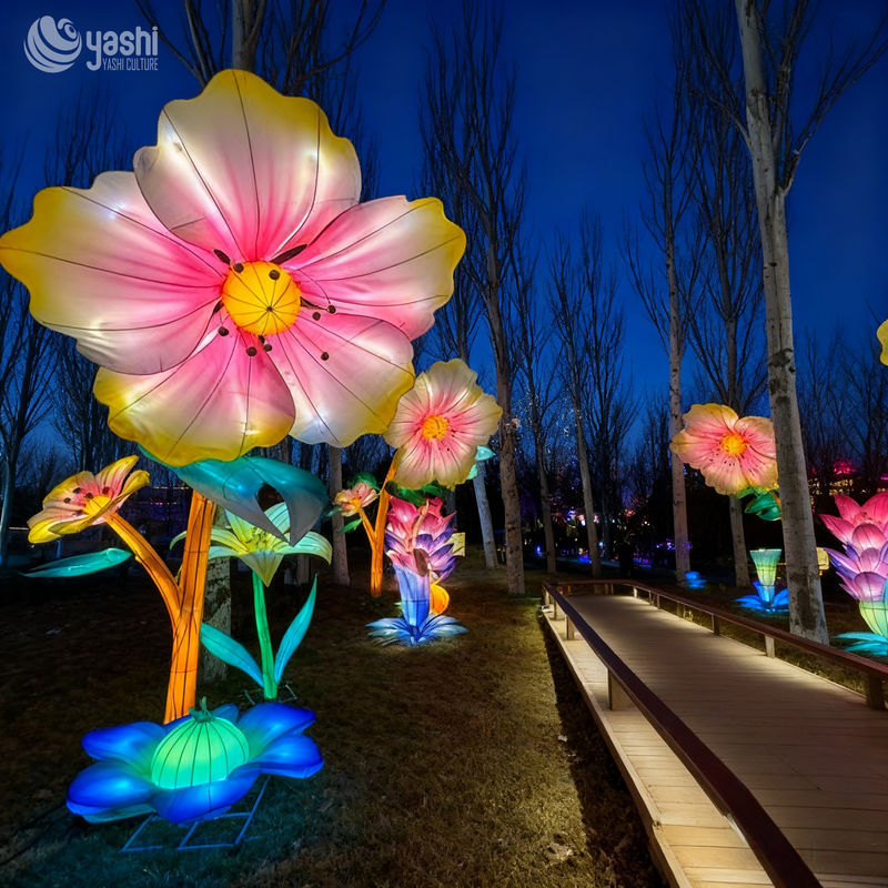 Groupe de lanternes LED géantes personnalisées pour jardin, sculpture lumineuse florale à grande échelle pour festival de lumières de parc