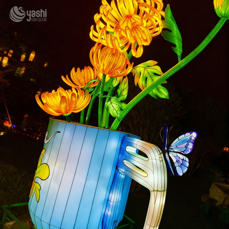 Custom Vase‑Shaped Flower & Butterfly LED Lantern, Floral Bouquet Light Sculpture for Garden & Park Light Festival