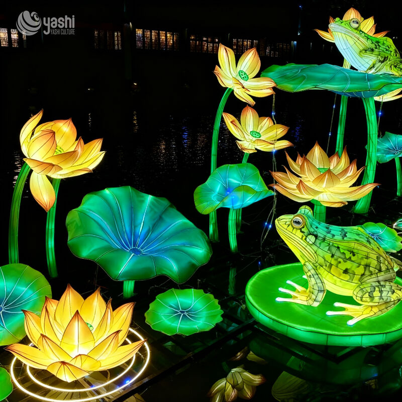 Traditional Chinese Silk Frog Lantern - Decorative Hanging Lantern for Festivals and Celebrations