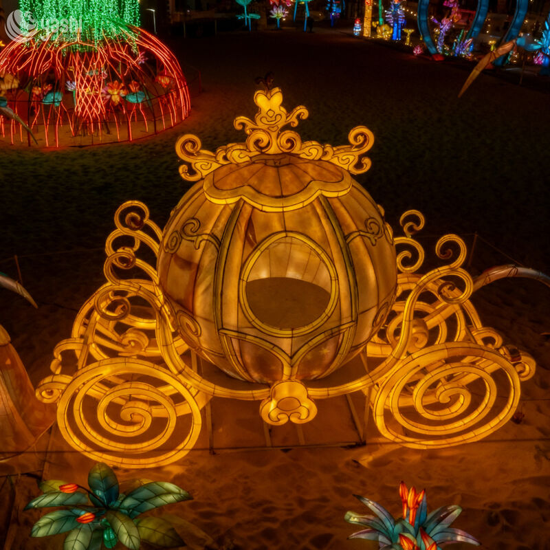 Custom Cinderella Pumpkin Carriage Lantern, Large LED Fairy‑tale Light Sculpture for Theme Event