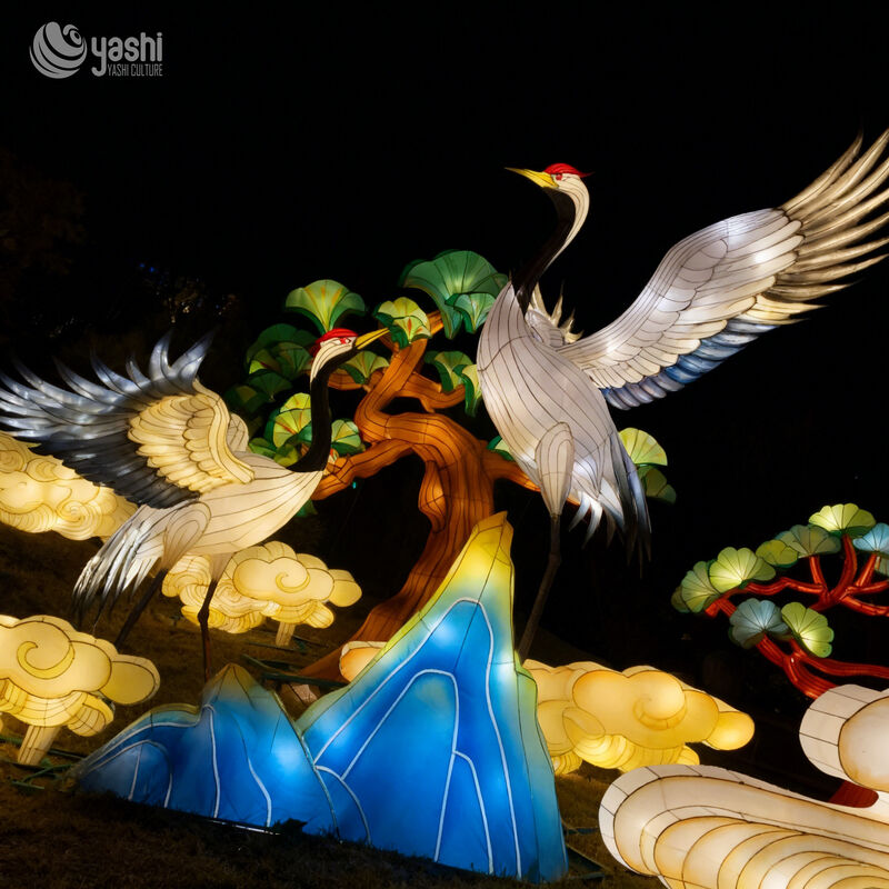 Custom Red‑Crowned Crane Lantern Set, Traditional Chinese Bird LED Light Sculpture With Pine Tree Cloud Mountain for Spring Festival Light Show