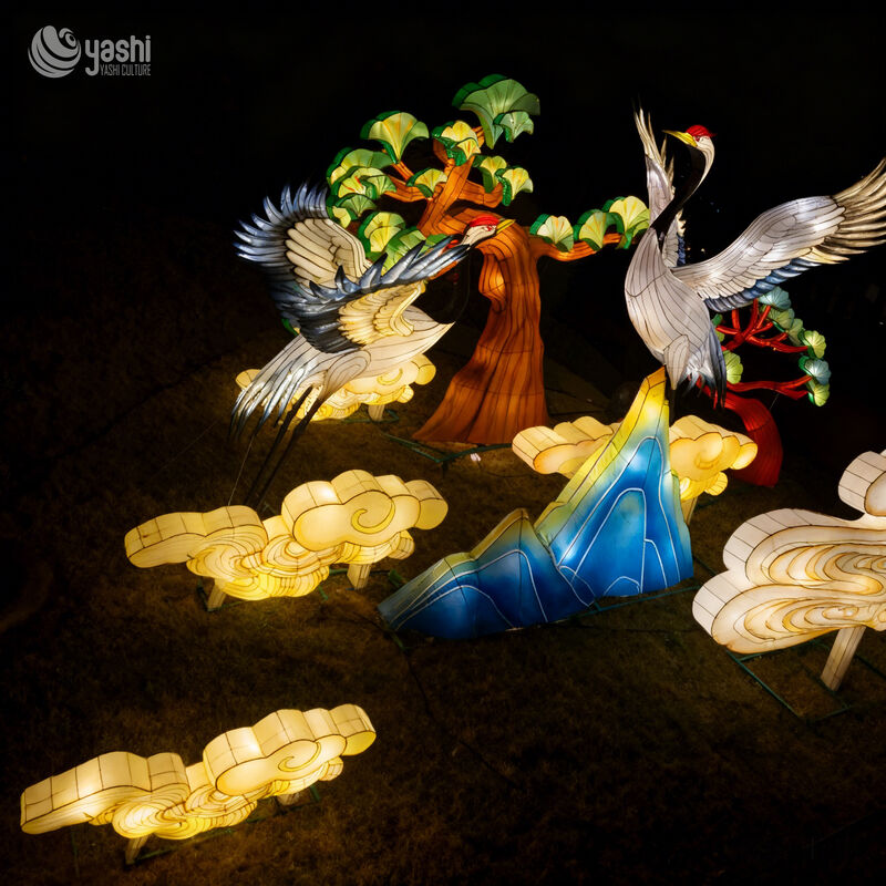 Custom Red‑Crowned Crane Lantern Set, Traditional Chinese Bird LED Light Sculpture With Pine Tree Cloud Mountain for Spring Festival Light Show