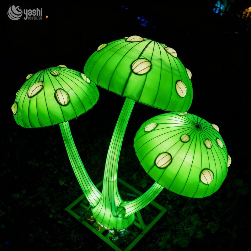 Zigong Lanterns: Handmade Mushroom Lanterns for Outdoor and Festival Party Decoration