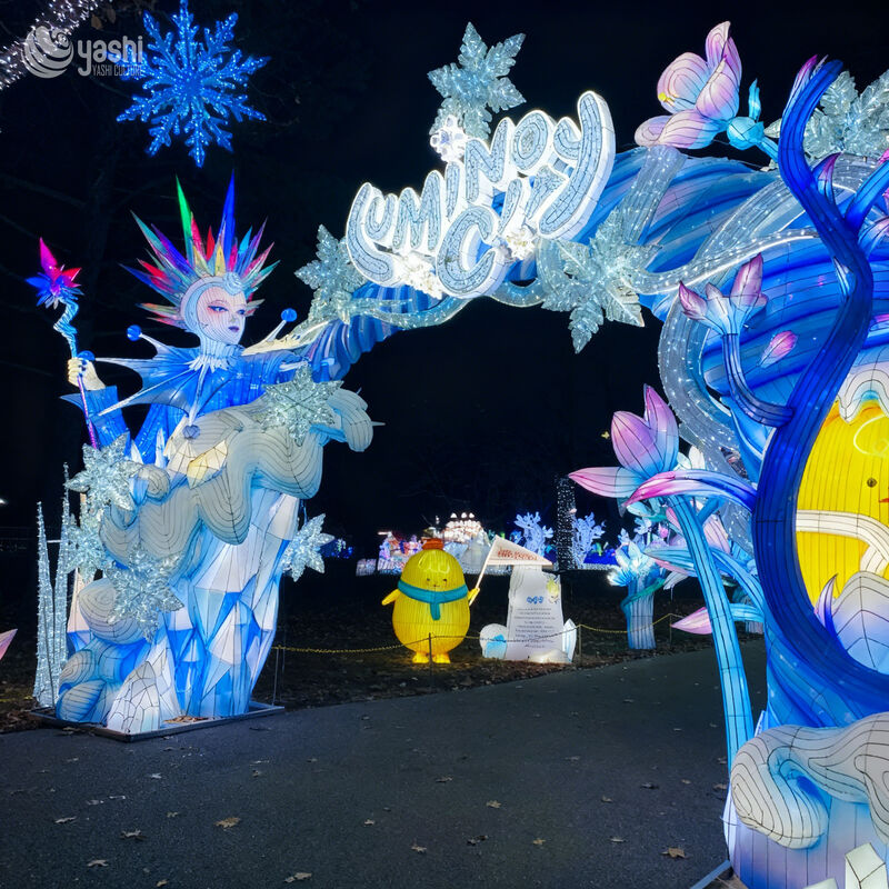 LED Statue of Liberty Lantern - Waterproof Outdoor Decor for Theme Parties, Park Events, and Entrance Displays