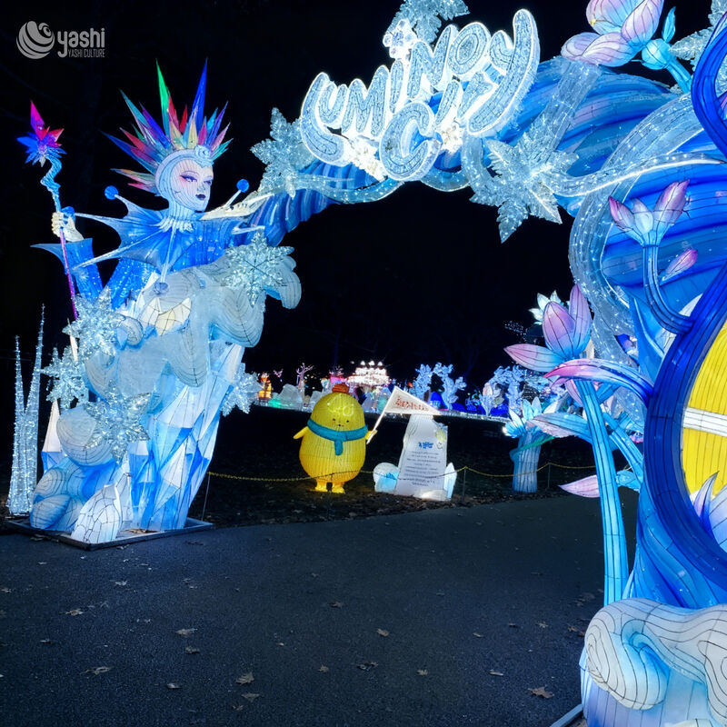 LED Statue of Liberty Lantern - Waterproof Outdoor Decor for Theme Parties, Park Events, and Entrance Displays