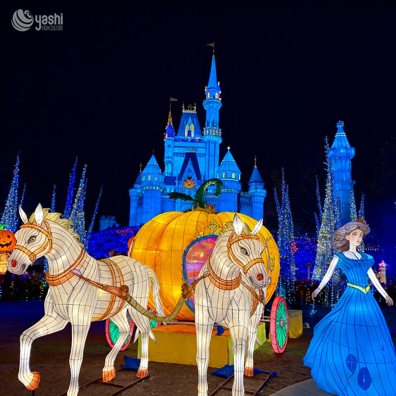Outdoor Light-up Pumpkin Carriage Lanterns - Perfect for Halloween, Christmas, and New Year Decorations
