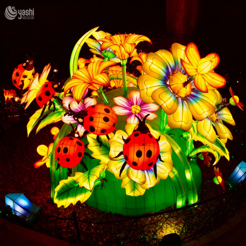 Custom Ladybug & Flower LED Lantern Installation, Garden‑Theme Insect Floral Light Sculpture for Nature Light Festival