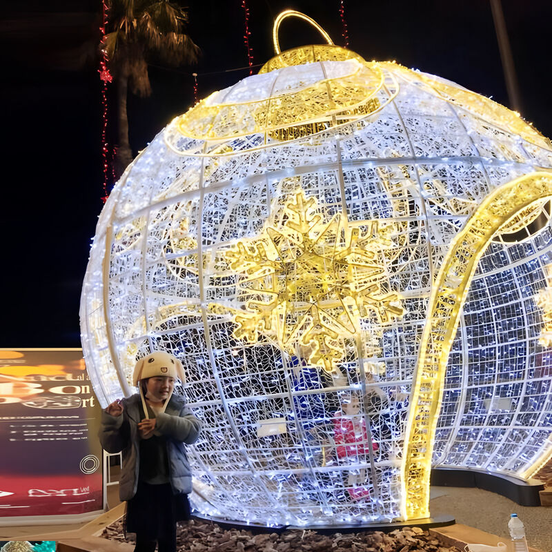 Custom Christmas Bauble LED Light Arch, Giant Open Ball Wire Frame Light Tunnel for Mall Holiday Light Exhibition