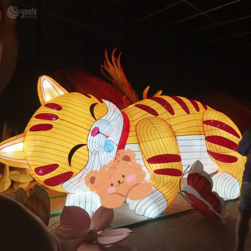 Realistic Animal-Shaped Festival Lanterns - Durable Outdoor Lighting for Theme Parks & Gardens