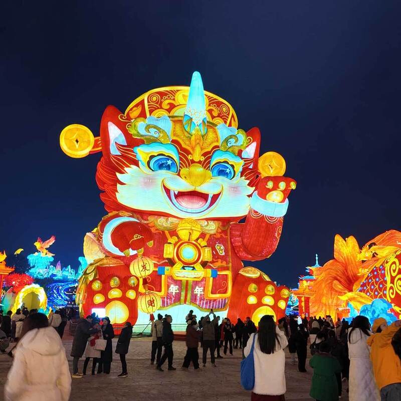 Custom Girl & Lotus Flower Zigong Lantern Scene, Giant Fantasy Character LED Light Sculpture with Lotus Pond, Waterproof Outdoor Dreamy Festival Light Installation