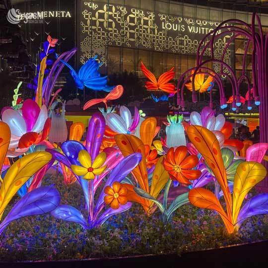 Custom Flower & Butterfly Lantern Set, Large‑Scale LED Floral Light Sculpture for Commercial Plaza Decor