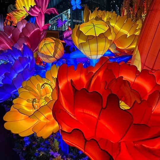 Customizable Big Peony Flower Lantern for Amusement Park, Shopping Mall & Holiday Light Show