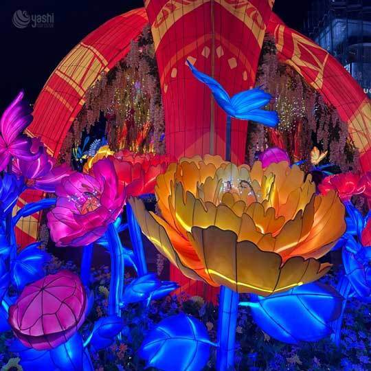 Customizable Big Peony Flower Lantern for Amusement Park, Shopping Mall & Holiday Light Show