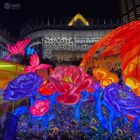 Customizable Big Peony Flower Lantern for Amusement Park, Shopping Mall & Holiday Light Show