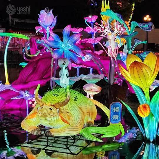 Custom Purple Fantasy Mythical Horse LED Lantern Sculpture, Lotus Flower Base for Scenic Lantern Festival