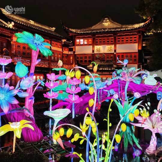 Custom Mythical Steed Lantern (Shan Hai Jing Theme) | Large Animal Sculpture Light for Festivals, Parties & Theme Parks