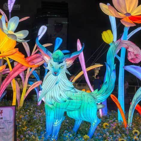 Custom Fantasy Mythical Fox‑Beast LED Lantern, Gradient Color Spirit Animal Light Sculpture for Park Lantern Festival