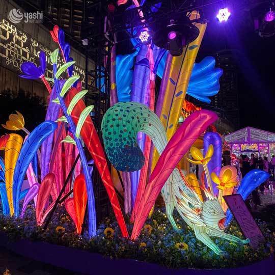 Outdoor Customizable Giant LED Deer Sculpture Lantern for Shopping Mall Festival Decor