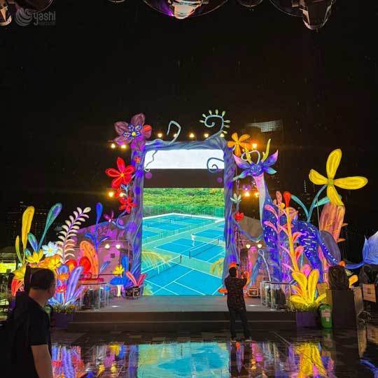 Outdoor Customizable Giant LED Deer Sculpture Lantern for Shopping Mall Festival Decor